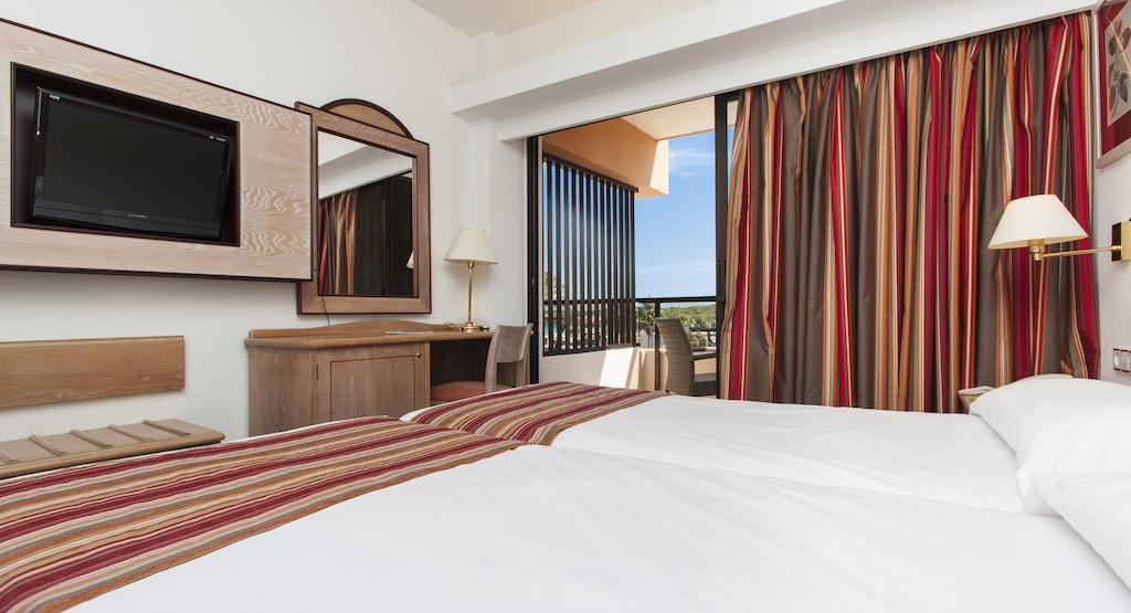 Hotel Sumba Cala Millor  Oda fotoğraf